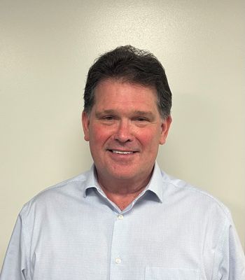 Portrait of Steven Berry, Associate.