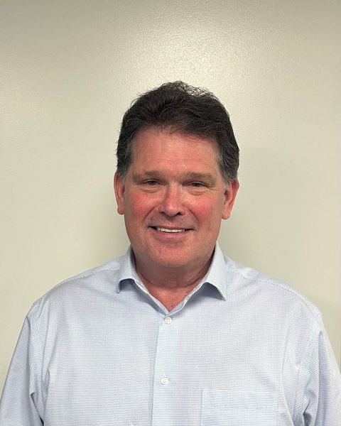 Steven Berry, Associate